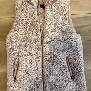 Love Tree Sherpa Vest – Size Medium – Mauve / Blush Pink – Zip Front